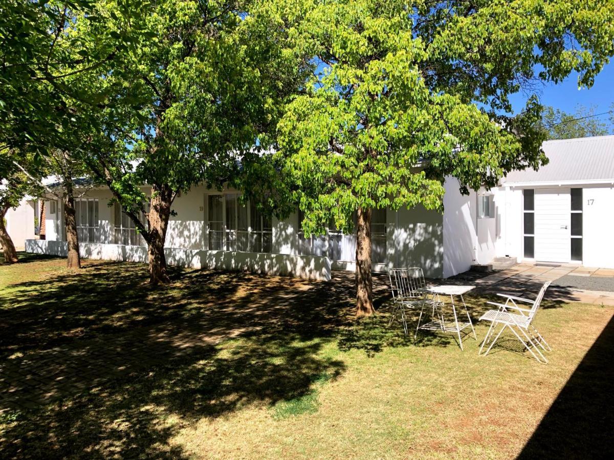 Umtali Country Inn Aliwal North Exterior photo
